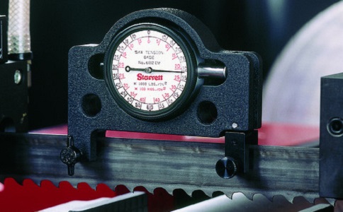 镇江锯切钛合金用双金属带锯条还是硬质合金带锯条？