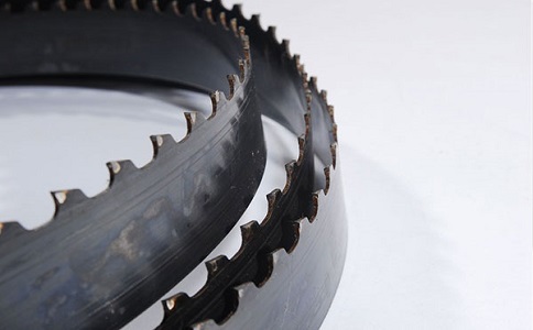 镇江撞击材料中的硬点，会给带锯条带来哪些损伤？